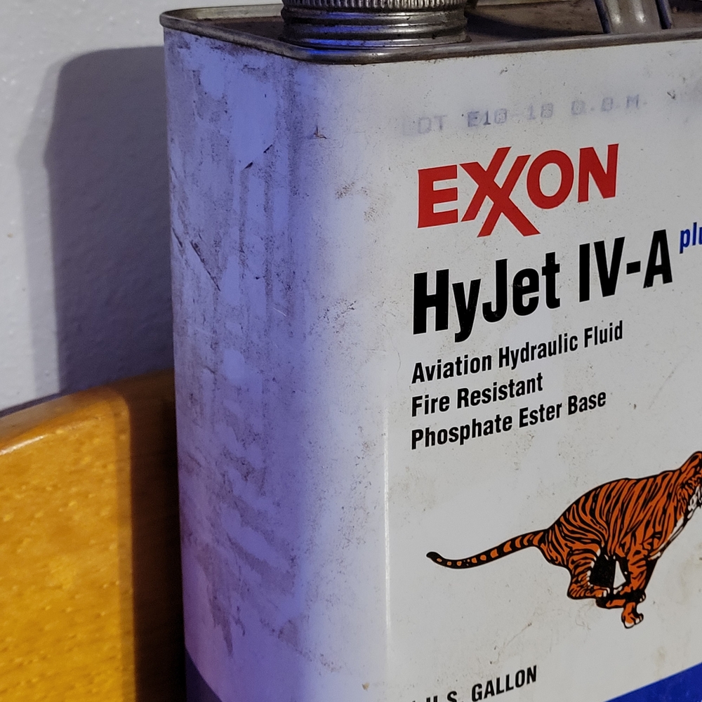 Exxon Aviation Hydraulic Fluid Can